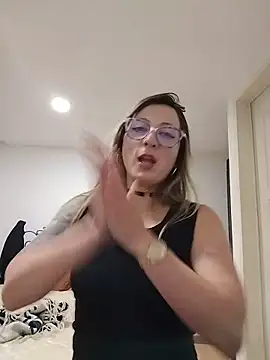 VALELUXX webcam