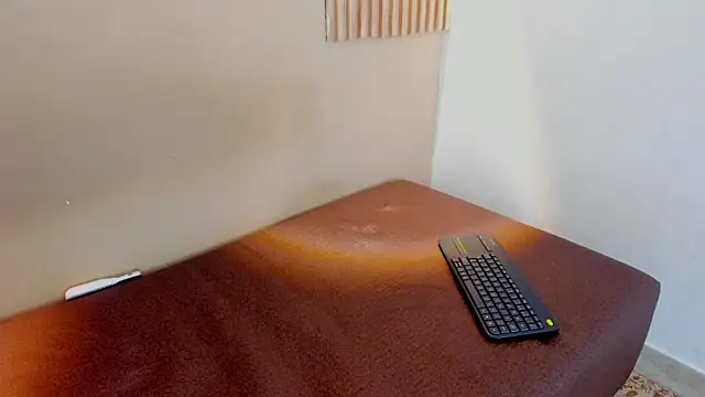 BABY_WARDWELL webcam