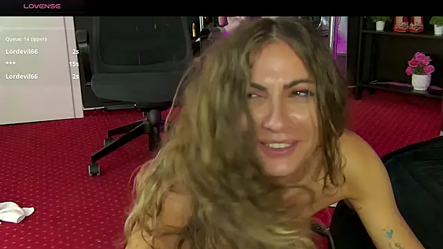 AnneGoddesss webcam