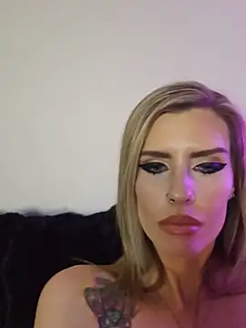 ellieconradxo webcam