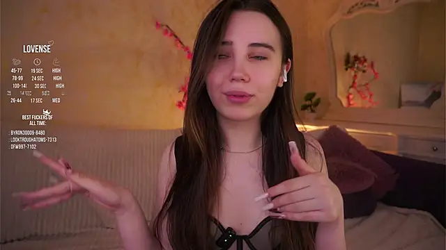 GillianDowdey live cam on StripChat