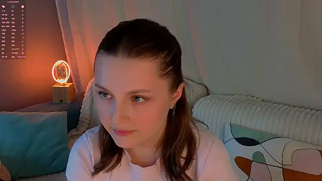 LorriMonz live cam on StripChat