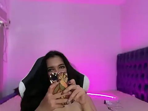 RealKelseyXO webcam