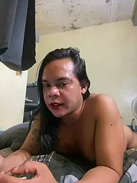 sweetyula live cam on StripChat