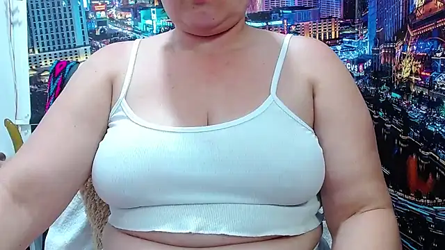 tila_nastyy webcam