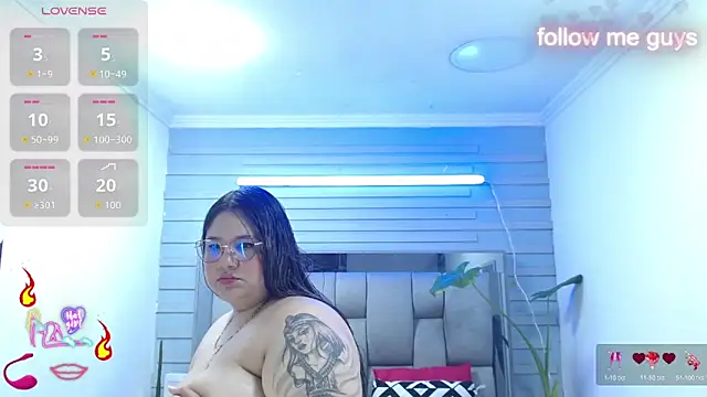 evelin_zaens live cam on StripChat