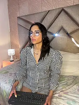 sophie_pariss webcam