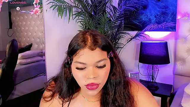 Keira_Fox31 live cam on StripChat