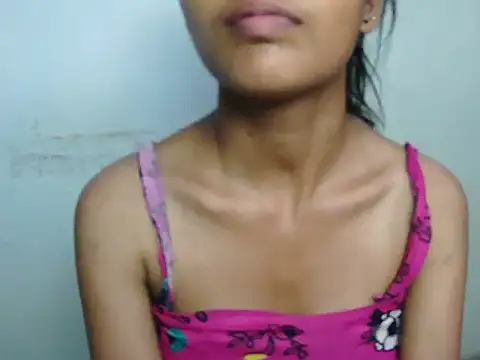 Shanaya_xo webcam