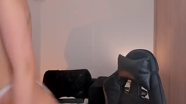 MeganColt webcam