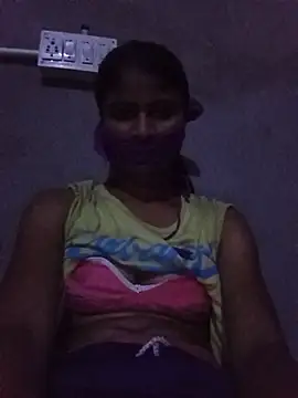 Tiyaasa live cam on StripChat