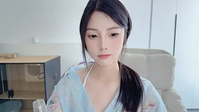 holo_love live cam on StripChat