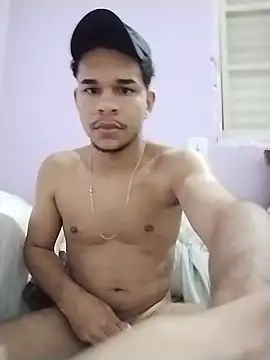 Moreninho_novinho live cam on StripChat