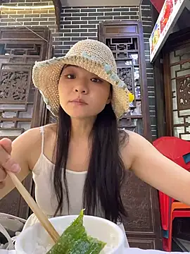 xiaochengzi505 live cam on StripChat