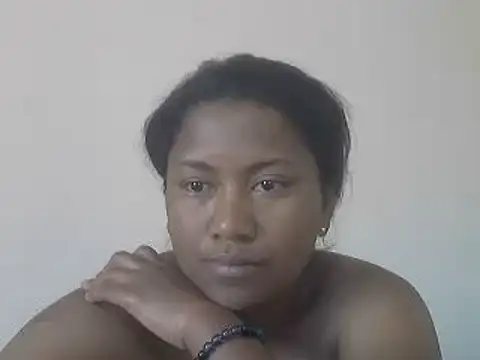 cutybigass live cam on StripChat