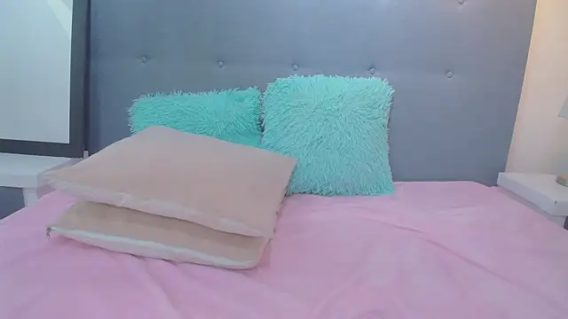 chaneelstark webcam