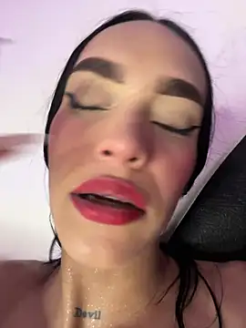 Exotic_girl666 webcam