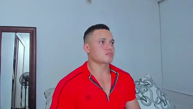 KingLevi01 webcam