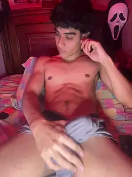 IronLatino webcam
