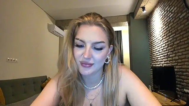 fifteenpoem webcam