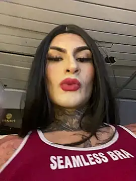 valen_lewiiz live cam on StripChat