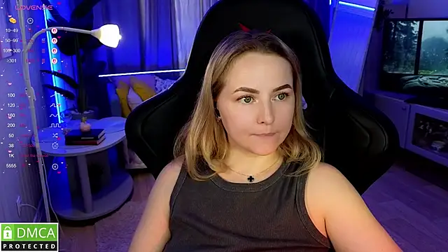 Mira_Mermayd webcam