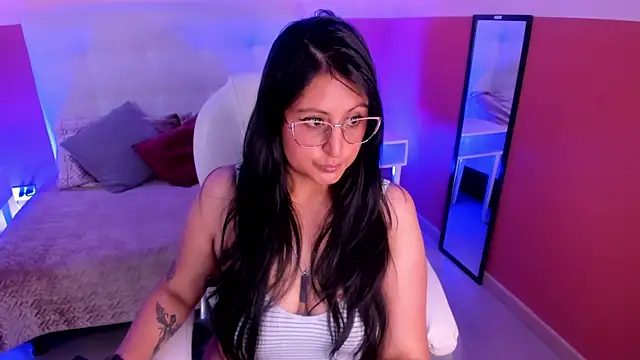 Amber_gold_ webcam