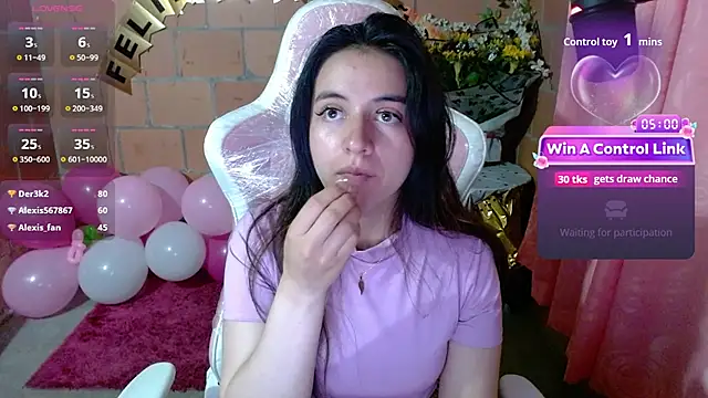 Maggie_Fox3 live cam on StripChat