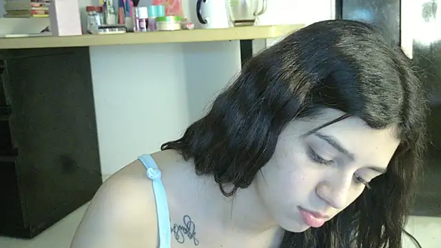 eva_sin18 live sex cam
