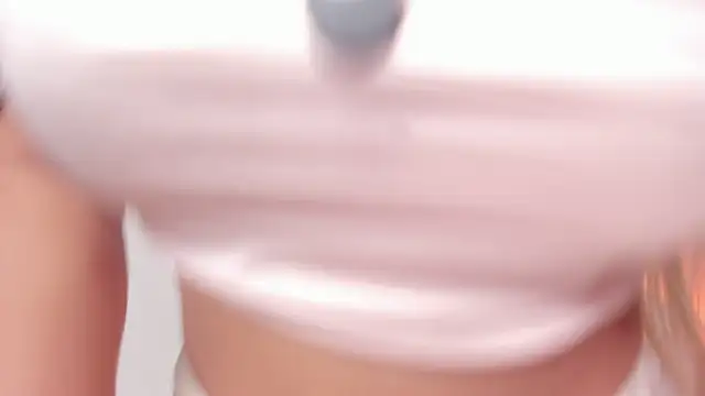 ReynaLuxe webcam