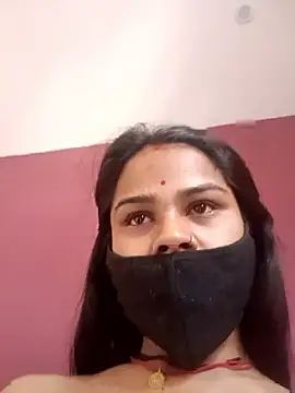 Radhika_Lovely live cam on StripChat