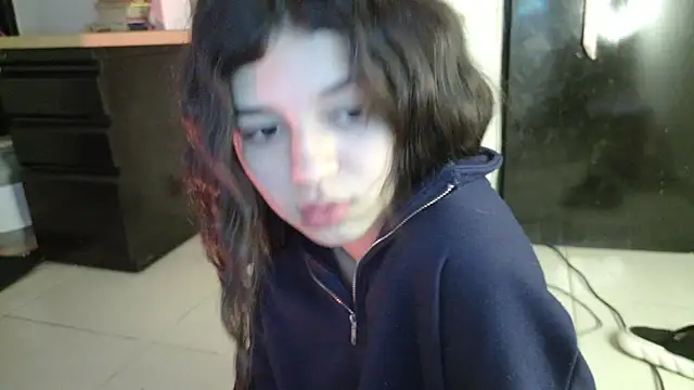 eva_sin18 live sex cam