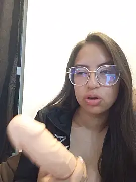 Shannel_72 webcam