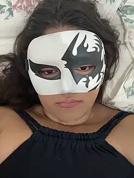cherrybr01 live cam on StripChat