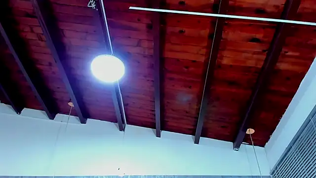 lissa_jhonsoon live cam on StripChat