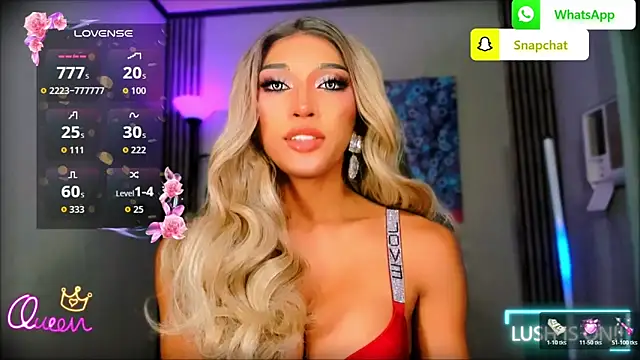 UrDominantBella live cam on StripChat