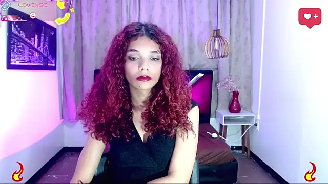 luisa__torres live cam on StripChat