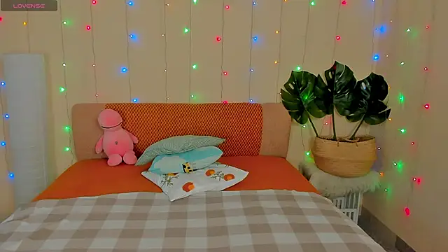 Blossom_Soniya webcam