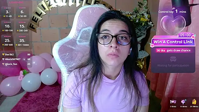 Maggie_Fox3 live cam on StripChat