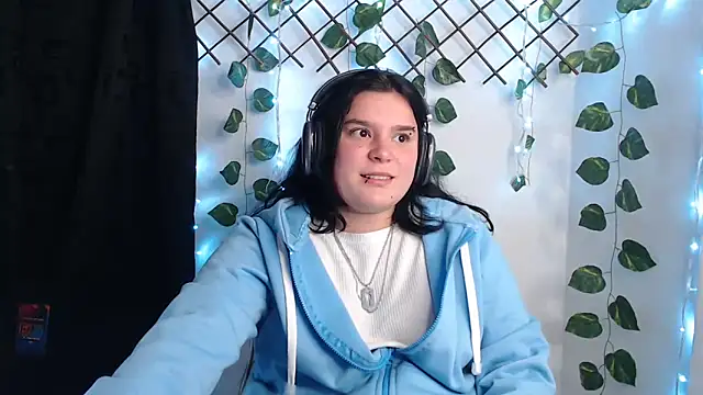 Nika_1_ webcam