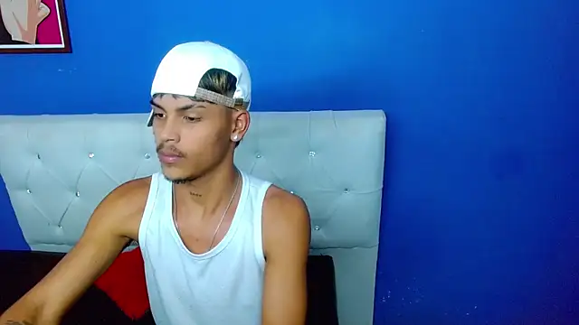 Angel_foxc13 webcam