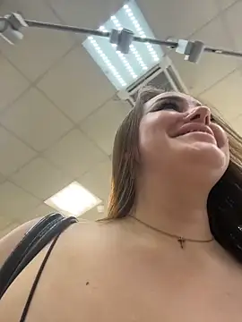 KiraSunshine webcam