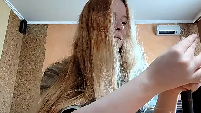 KateVibe_01 webcam