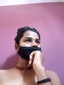 Radhika_Lovely live cam on StripChat