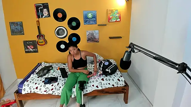 lilithevil32 webcam
