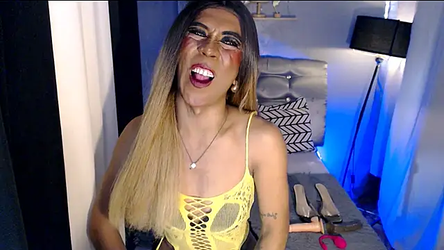 TsBlackHORSECOCKcalix webcam