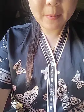 MayEva_ly webcam