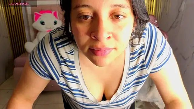 sara_tellez_s webcam