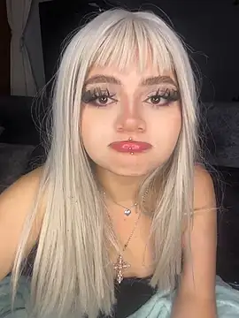 lya_nekko_ webcam