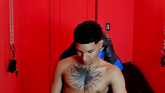 kai_storm77 webcam